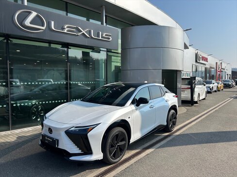 Lexus Ostatní SUV / Terénní 0,0 300 kw