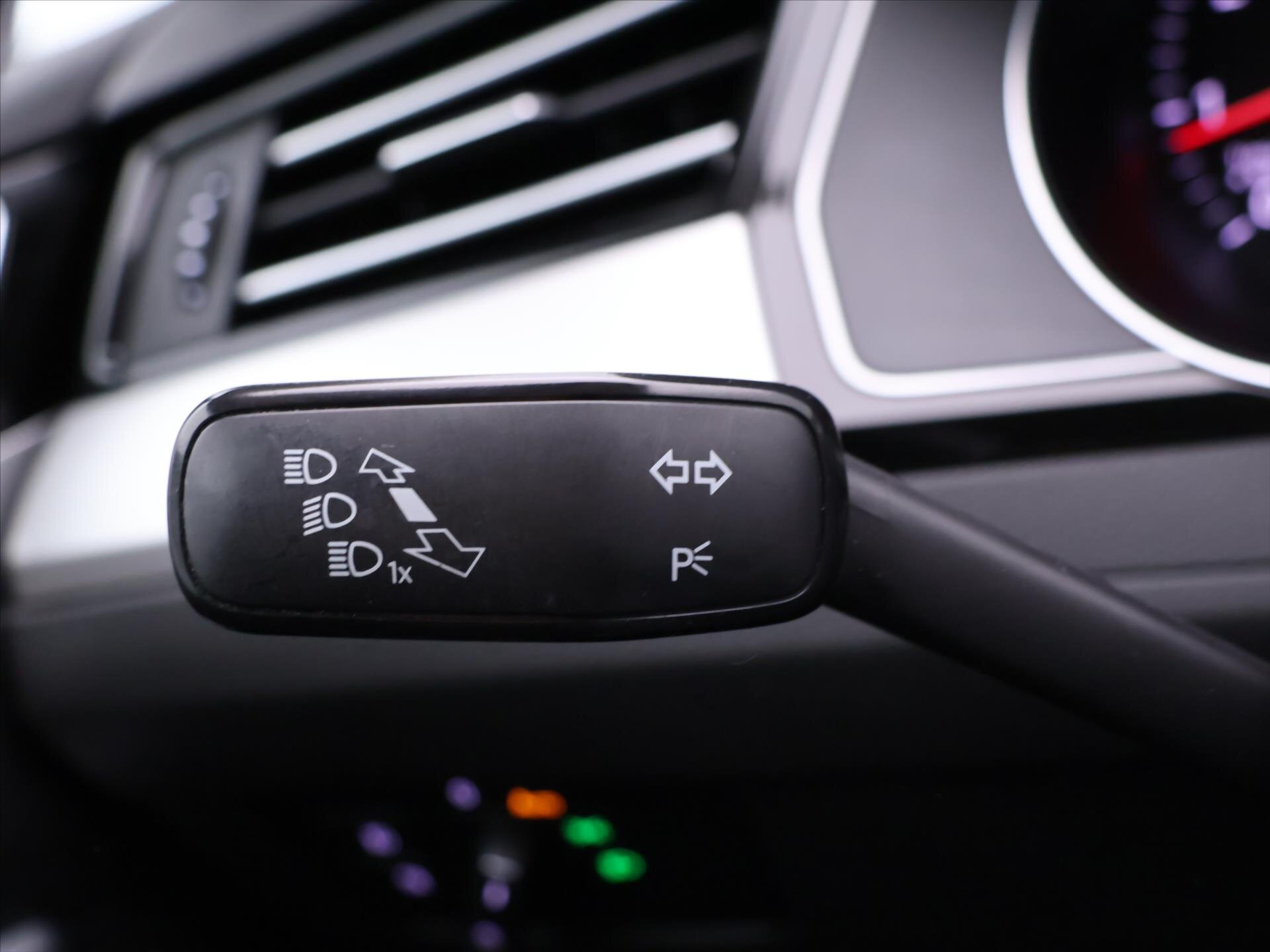 Volkswagen Passat Sedan 1,4 l 110 kw