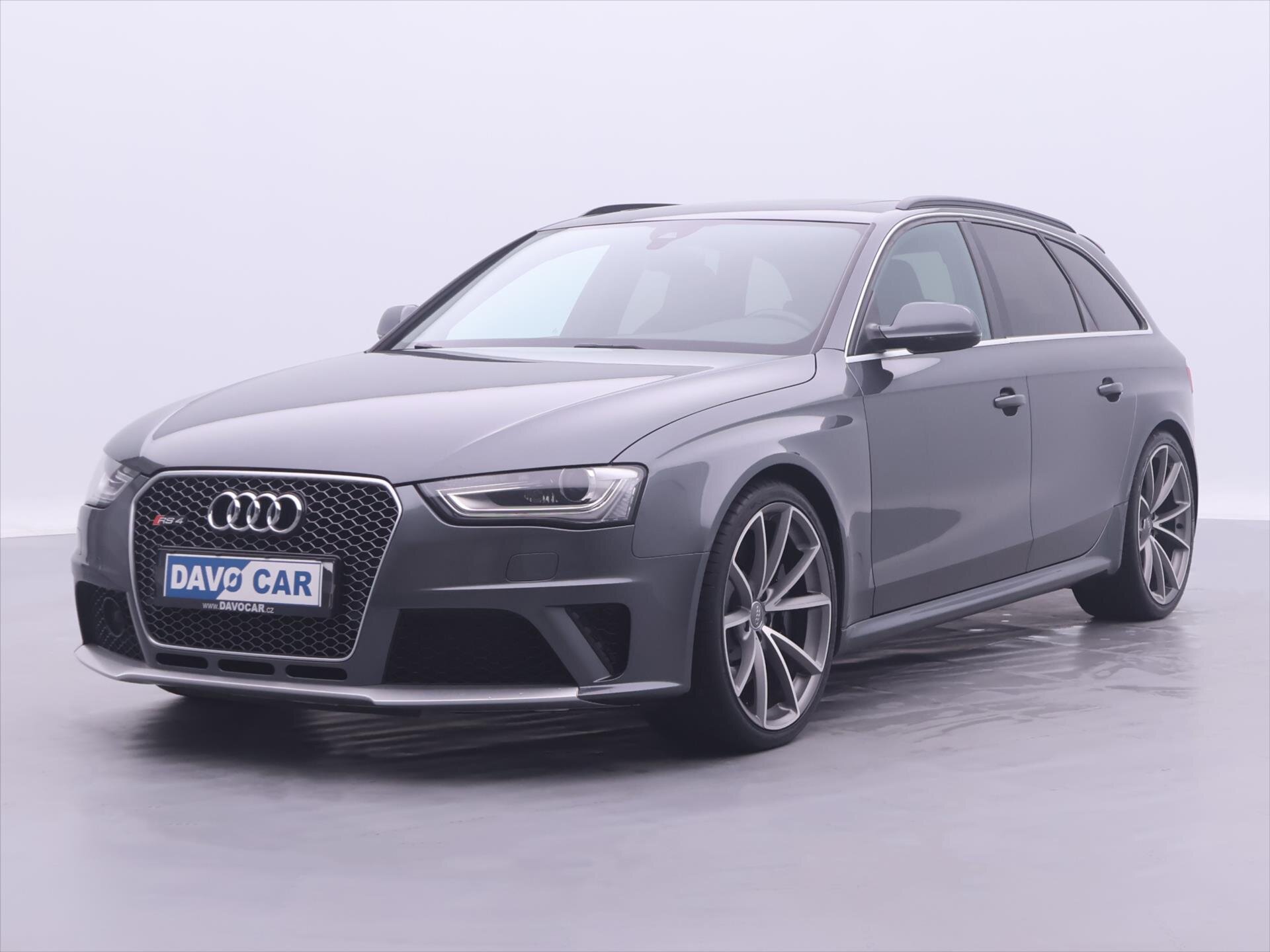 Audi RS 4 Kombi 4,2 l 331 kw