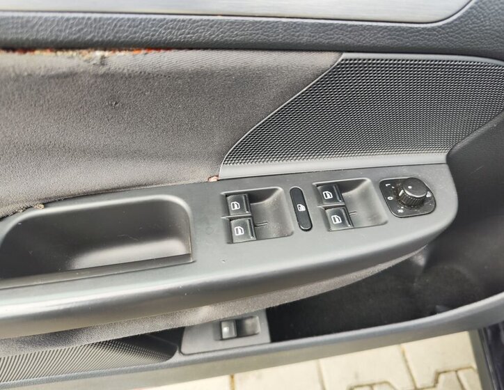 Volkswagen Golf Hatchback 2,0 l 147 kw