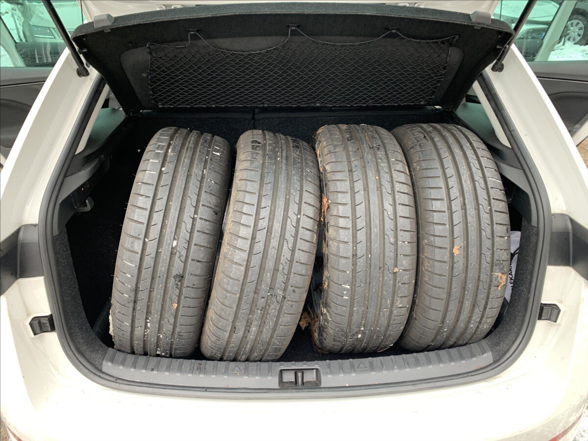 Škoda Scala Hatchback 999,0 81 kw