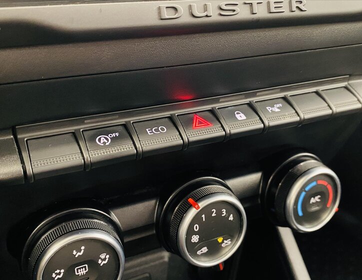 Dacia Duster SUV 999,0 67 kw