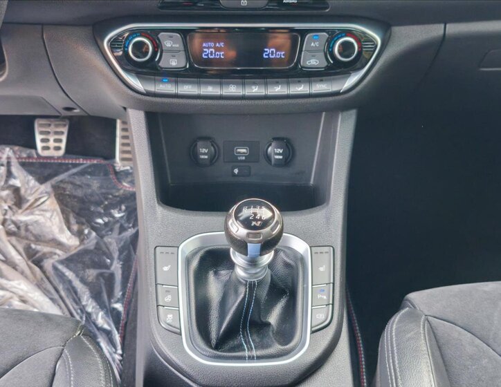 Hyundai i30 Hatchback 2,0 l 206 kw