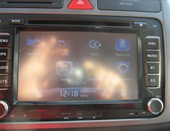 Volkswagen Tiguan SUV / Terénní 2,0 l 81 kw