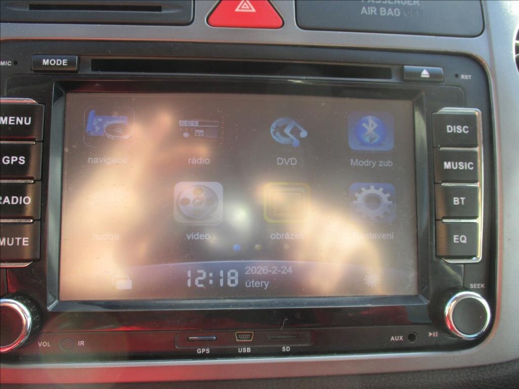 Volkswagen Tiguan SUV / Terénní 2,0 l 81 kw