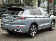 Mitsubishi Outlander SUV / Terénní 2,4 l 225 kw
