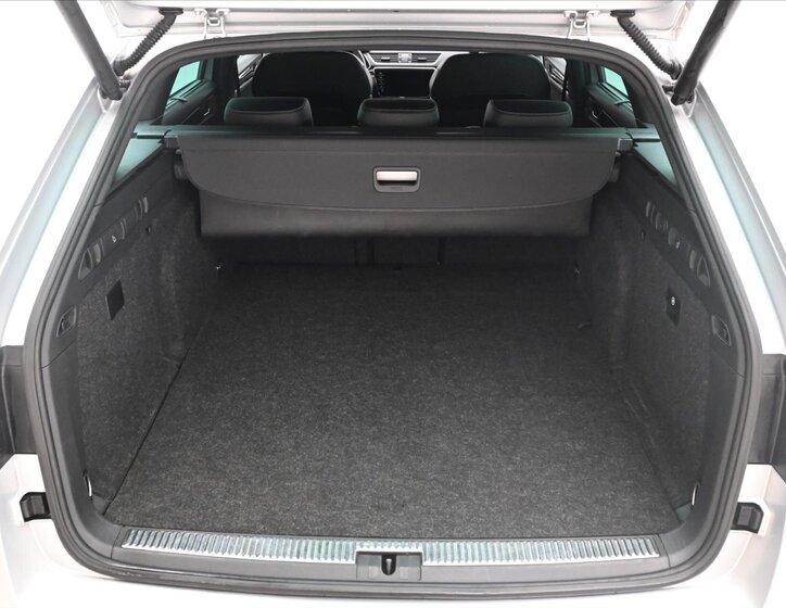 Škoda Superb Kombi 1,4 l 115 kw