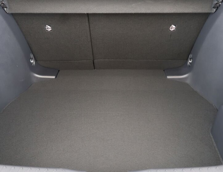 Toyota C-HR SUV 2,0 l 112 kw