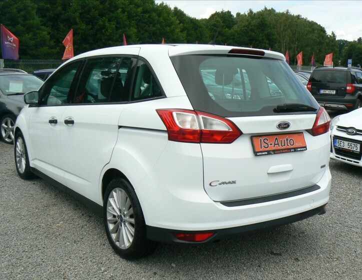 Ford Grand C-MAX 5