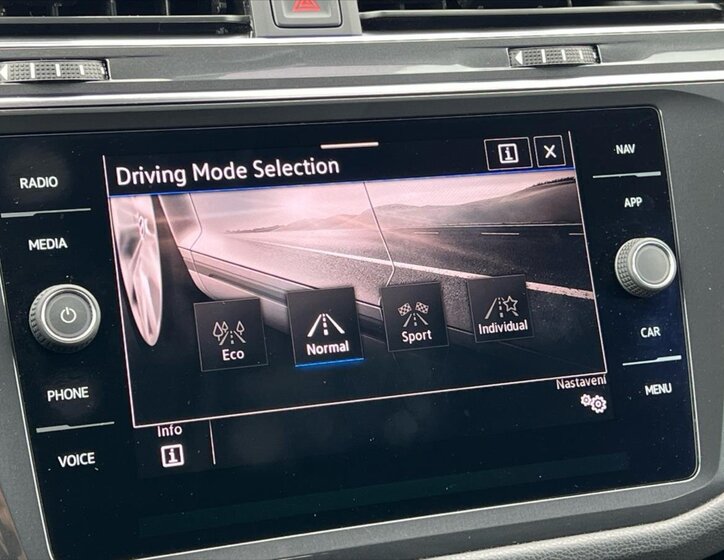 Volkswagen Tiguan Allspace Kombi 2,0 l 110 kw