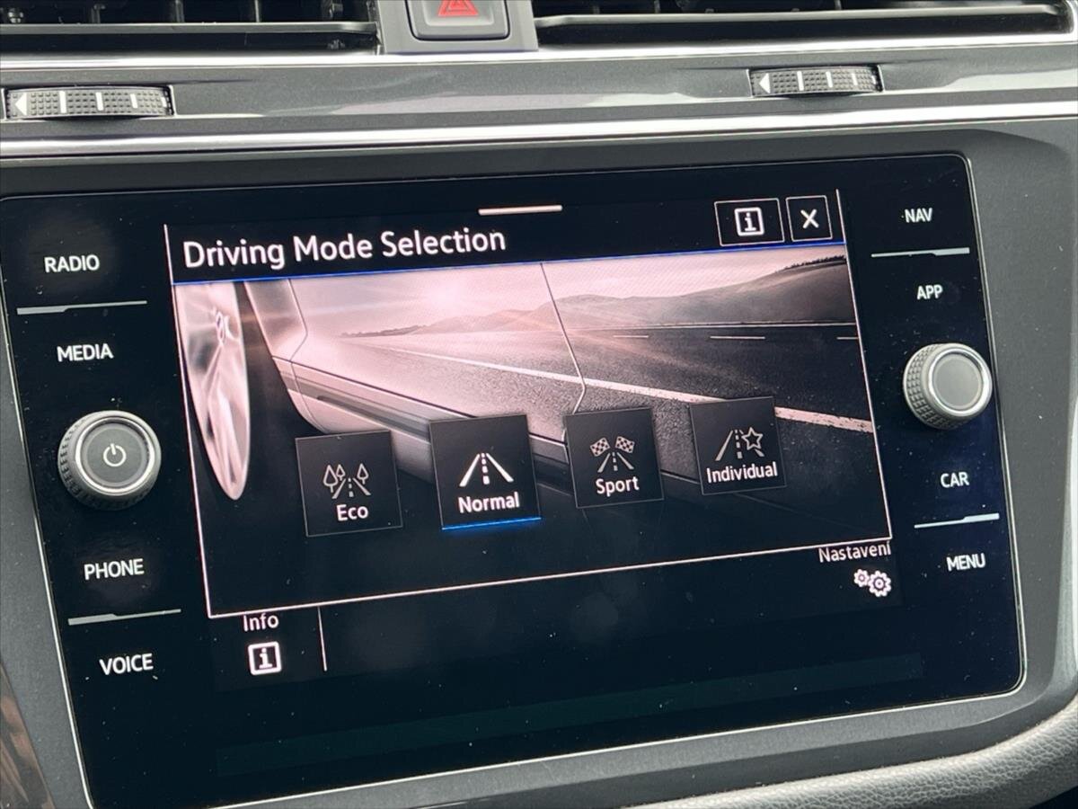 Volkswagen Tiguan Allspace Kombi 2,0 l 110 kw