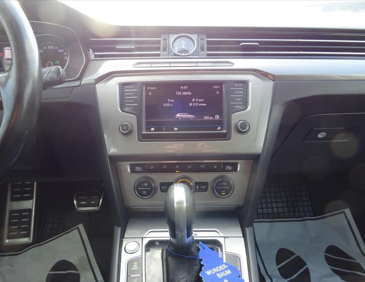 Volkswagen Passat Kombi 2,0 l 140 kw