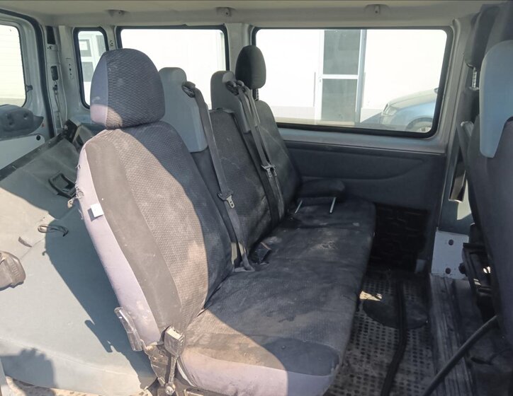 Ford Transit Kombi 2,2 l 85 kw