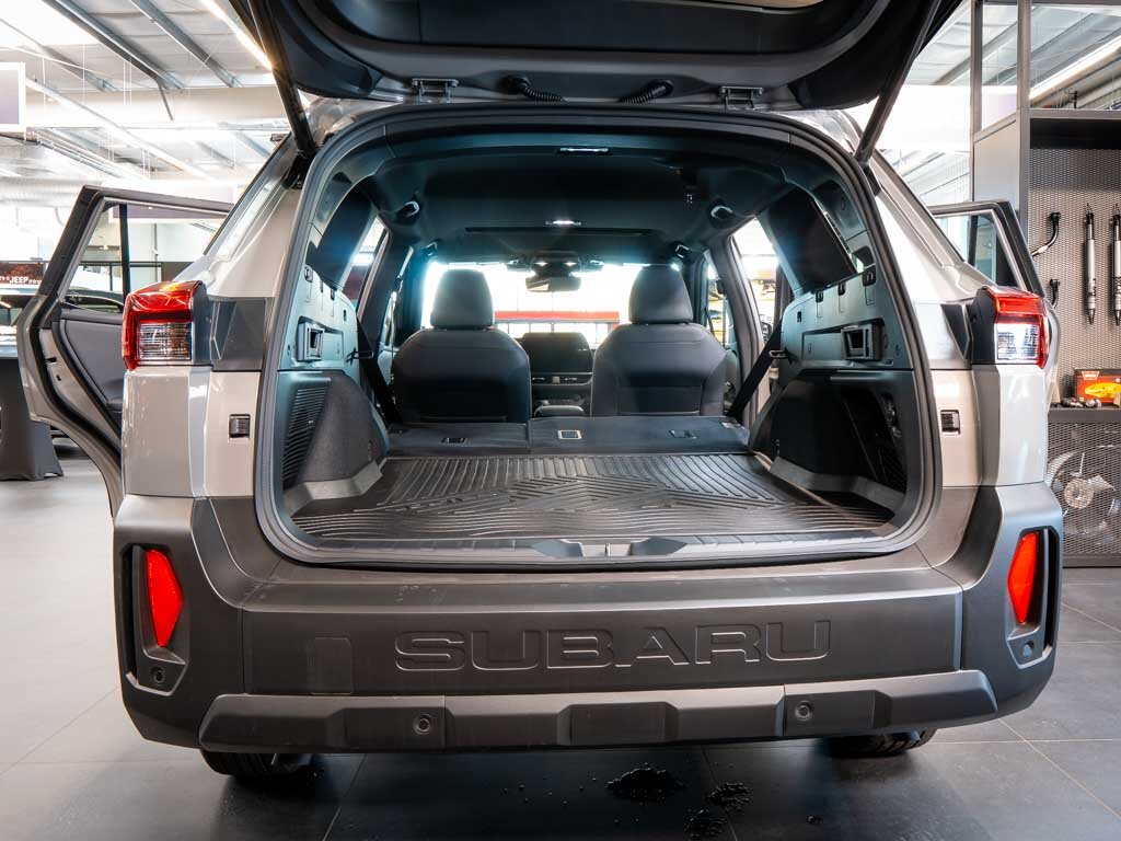 Subaru Outback SUV / Terénní 2,4 l 193 kw