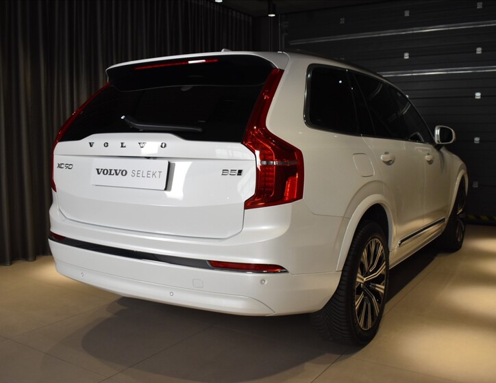 Volvo XC90 4