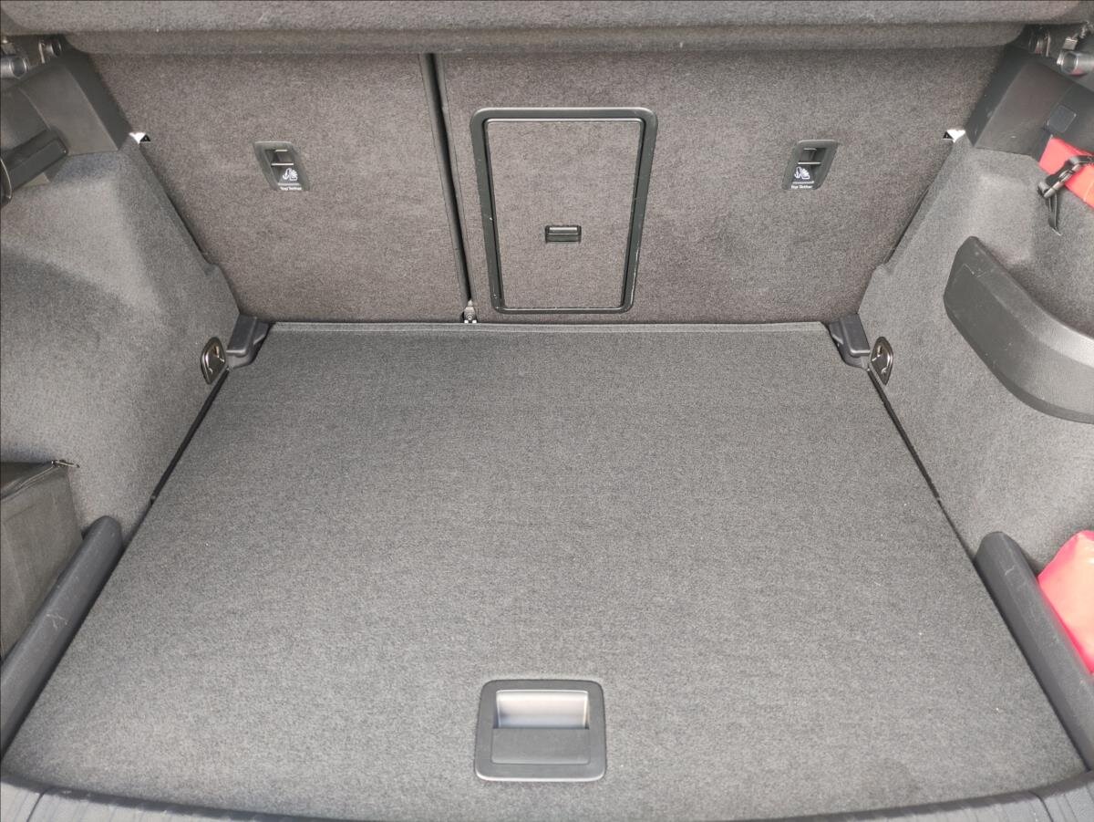 Škoda Karoq SUV 2,0 l 110 kw