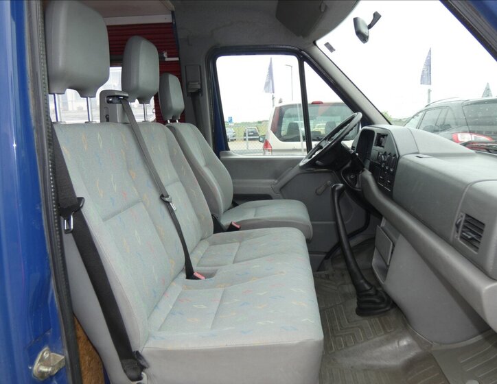 Volkswagen Ostatní Ostatní 2,5 l 70 kw
