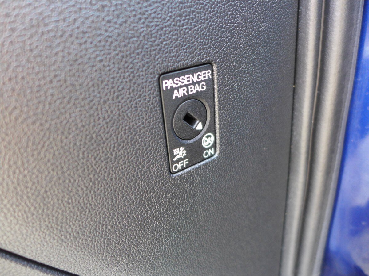 Volkswagen T-Roc SUV / Terénní 2,0 l 110 kw