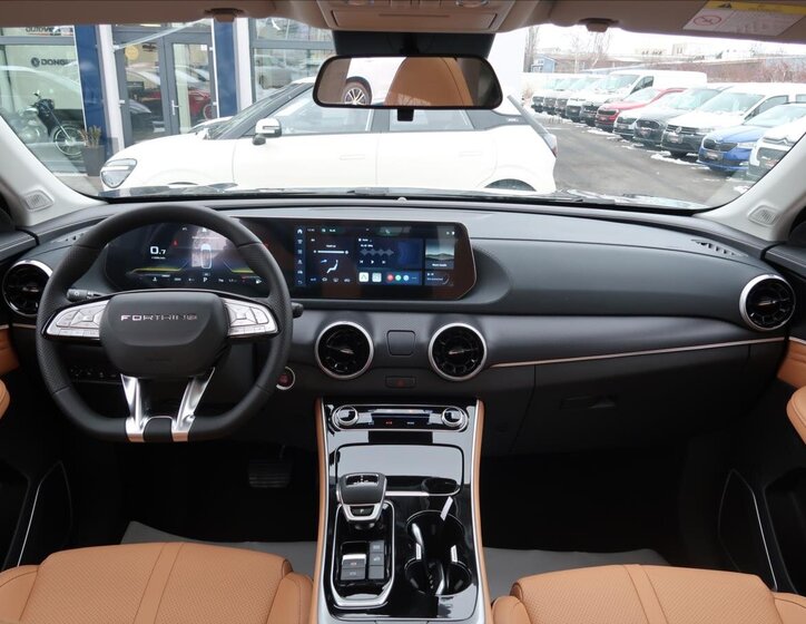 Dongfeng T5 EVO SUV 1,5 l 130 kw