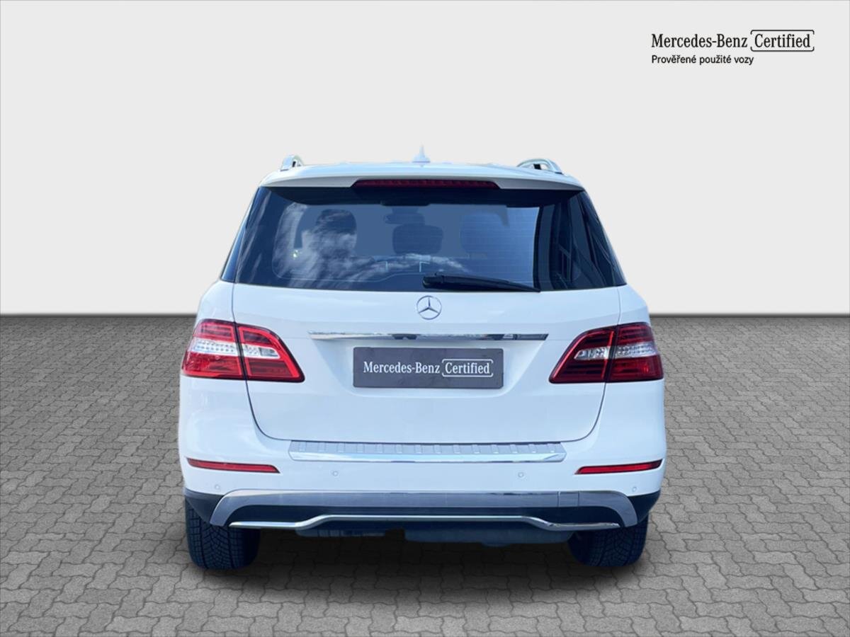 Mercedes-Benz Třídy M SUV 3,0 l 190 kw