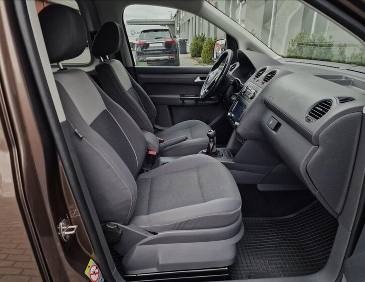 Volkswagen Caddy Kombi 1,6 l 75 kw