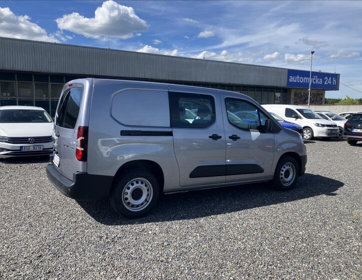 Toyota ProAce City Kombi 1,2 l 81 kw
