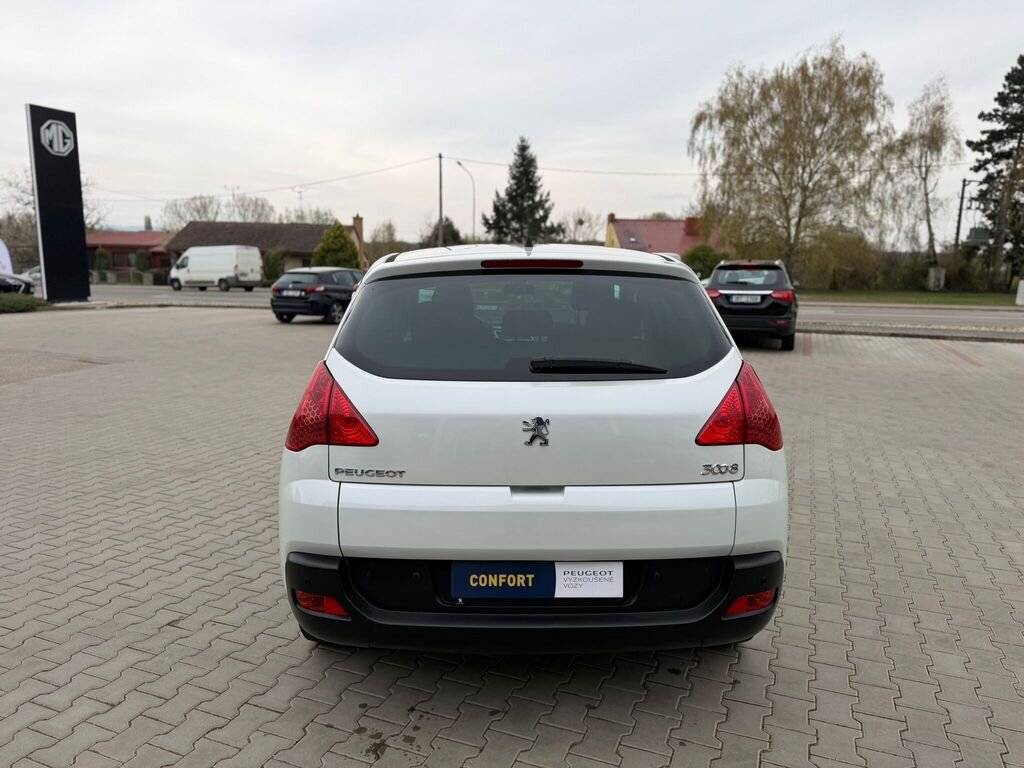 Peugeot 3008 MPV 1,6 l 88 kw