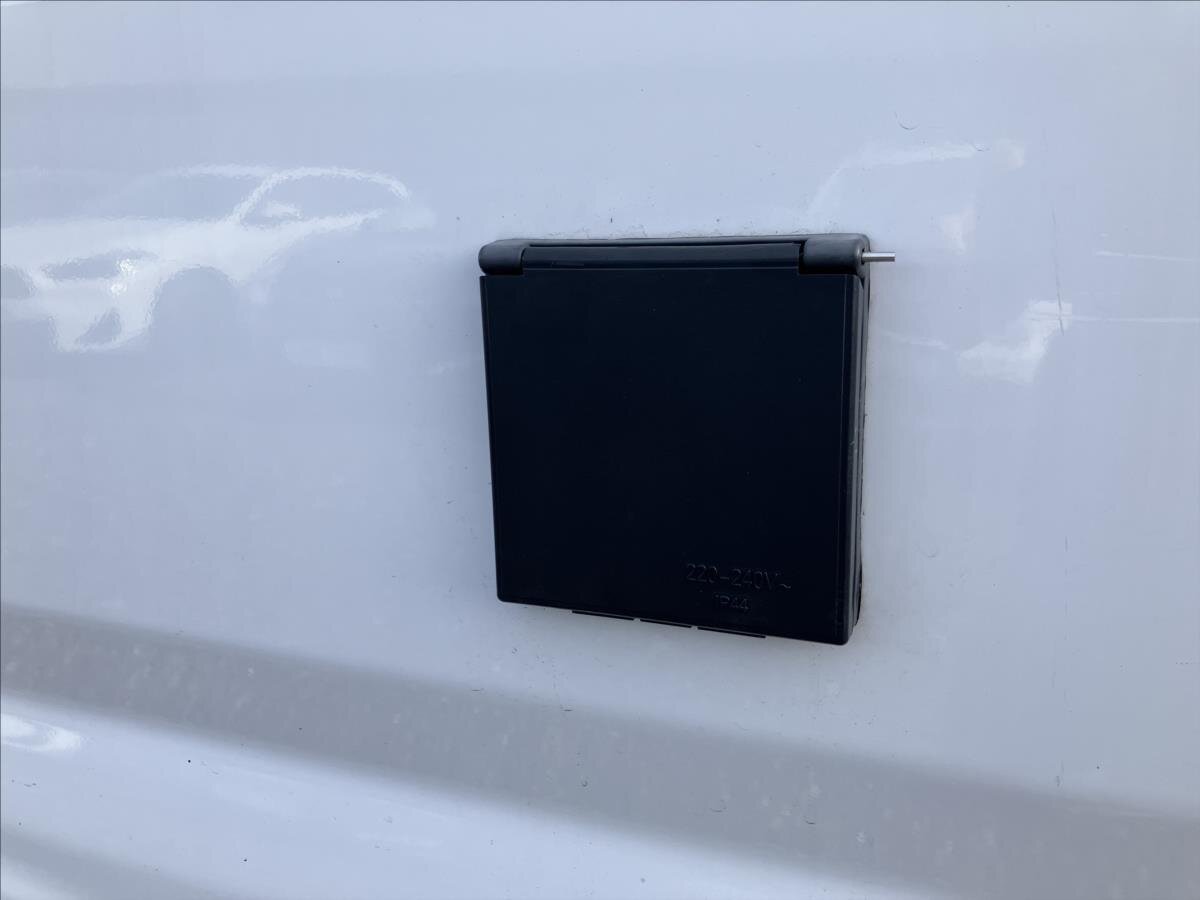 Opel Movano Skříň 2,2 l 103 kw