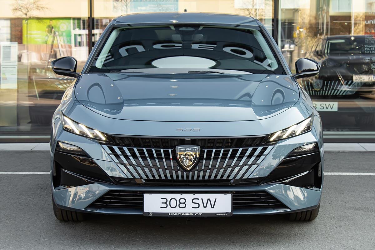 Peugeot 308 Kombi 1,2 l 107 kw