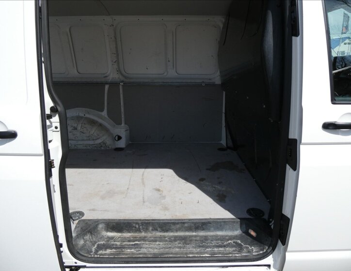Volkswagen Transporter Skříň 2,0 l 75 kw