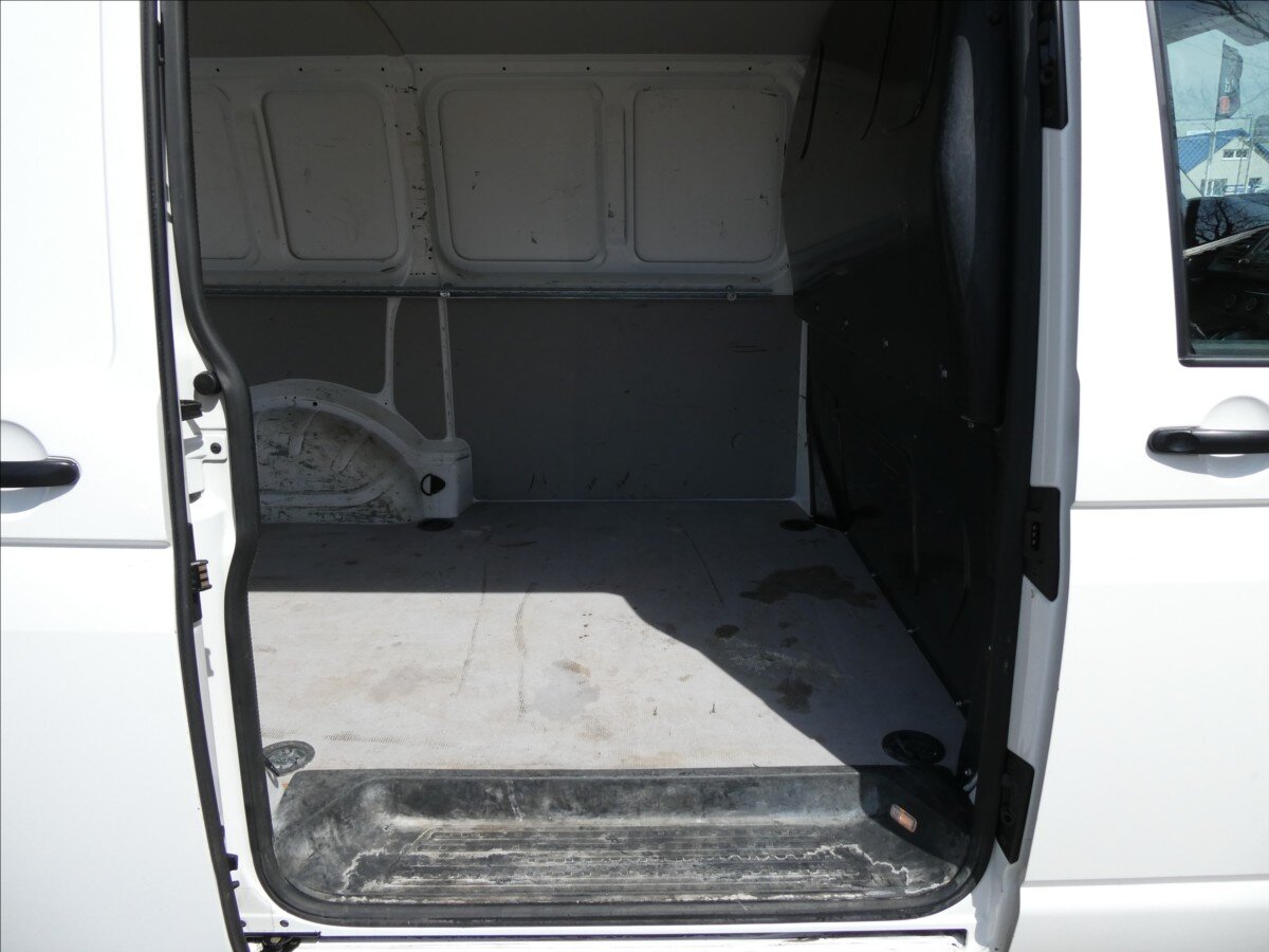 Volkswagen Transporter Skříň 2,0 l 75 kw