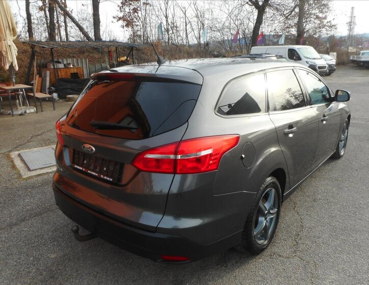 Ford Focus Kombi 1,5 l 70 kw