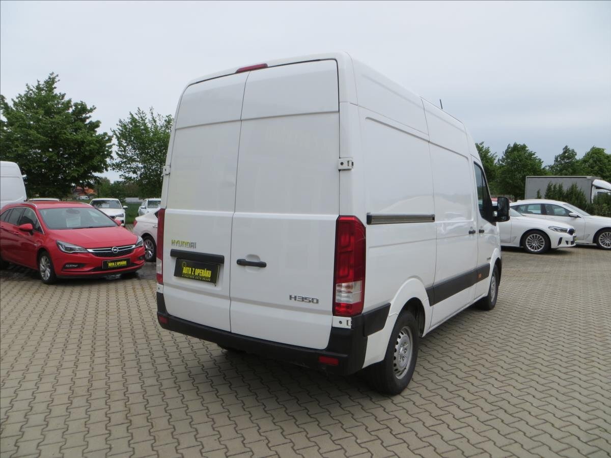 Hyundai H 350