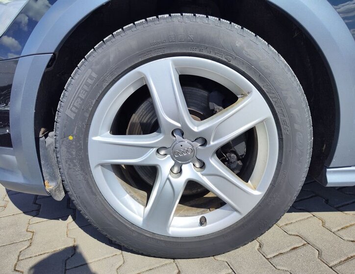 Audi A6 Allroad Kombi 3,0 l 160 kw