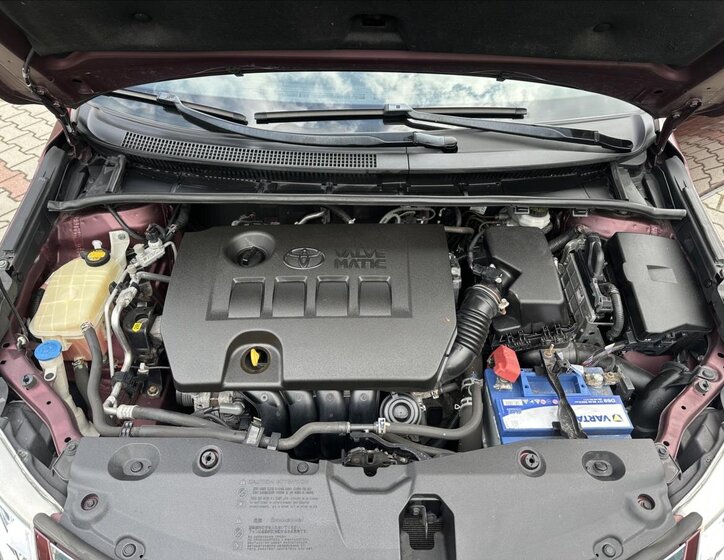 Toyota Avensis Kombi 1,8 l 109 kw