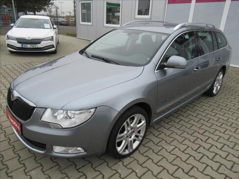 Škoda Superb