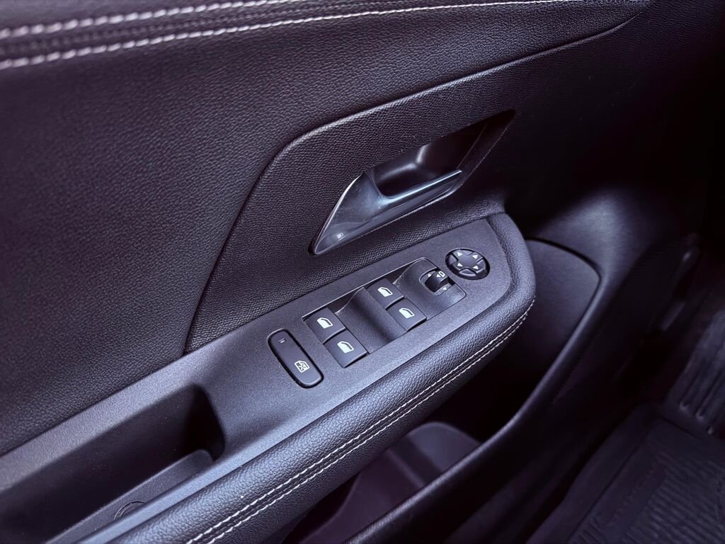 Opel Mokka SUV / Terénní 1,2 l 96 kw