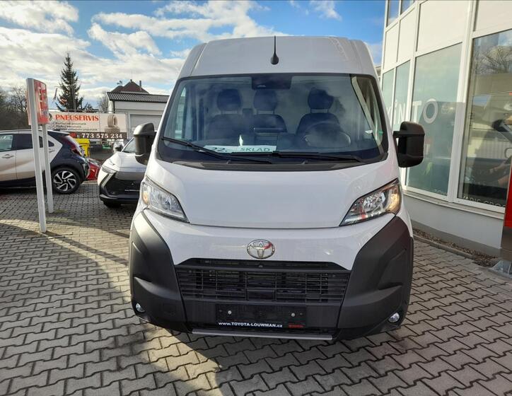 Toyota Proace Max 2