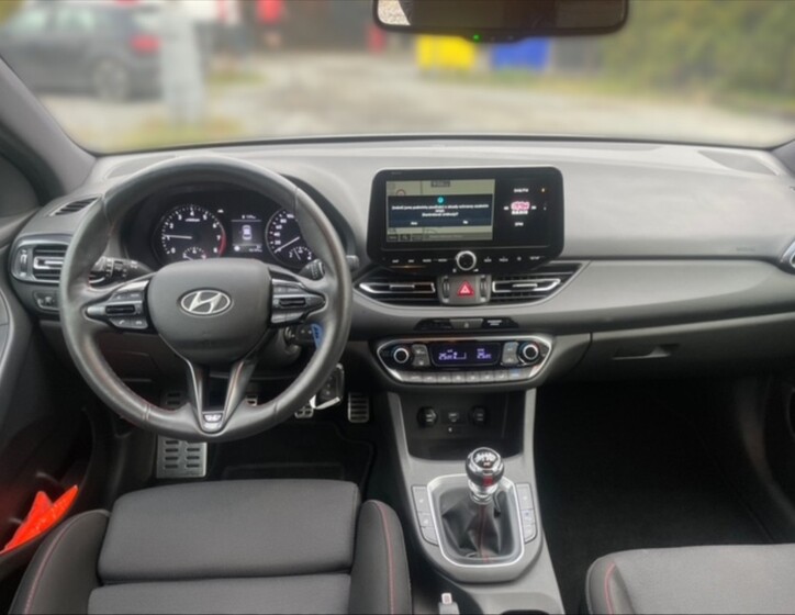 Hyundai i30 9
