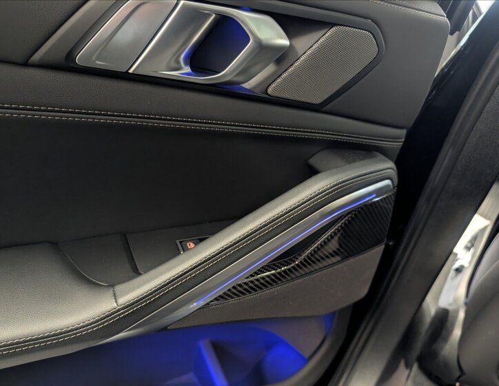 BMW X6 Sedan 3,0 l 210 kw