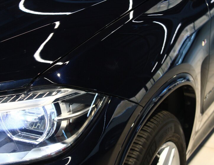 BMW X5 SUV 3,0 l 230 kw