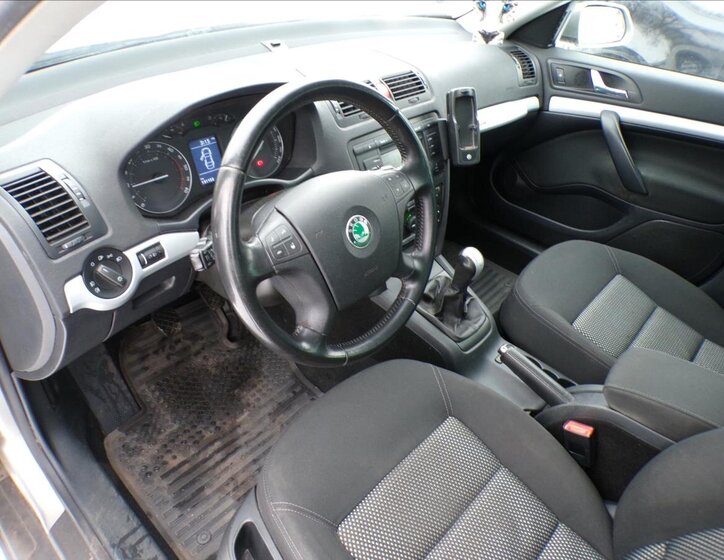 Škoda Octavia Kombi 2,0 l 103 kw