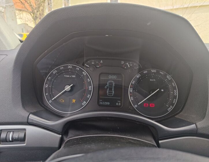 Škoda Octavia Sedan / Limuzína 2,0 l 103 kw