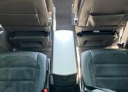 Volkswagen Multivan 27