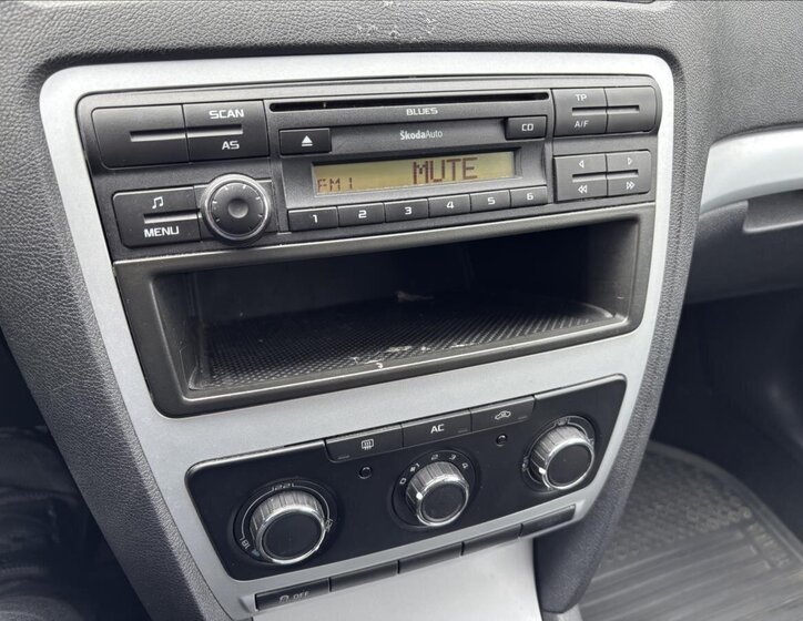 Škoda Octavia Sedan / Limuzína 1,9 l 77 kw