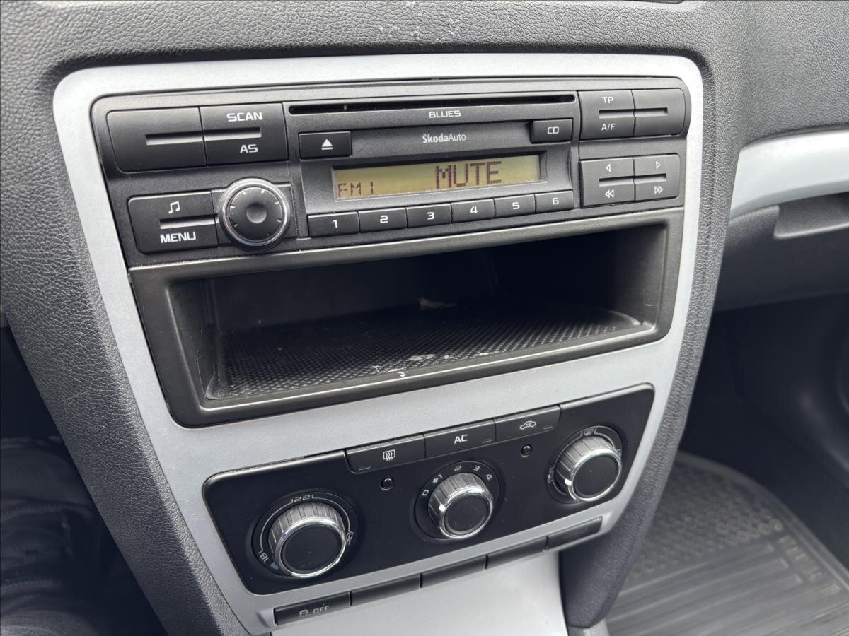 Škoda Octavia Sedan / Limuzína 1,9 l 77 kw