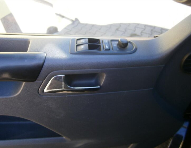 Volkswagen Multivan Kombi 1,9 l 75 kw