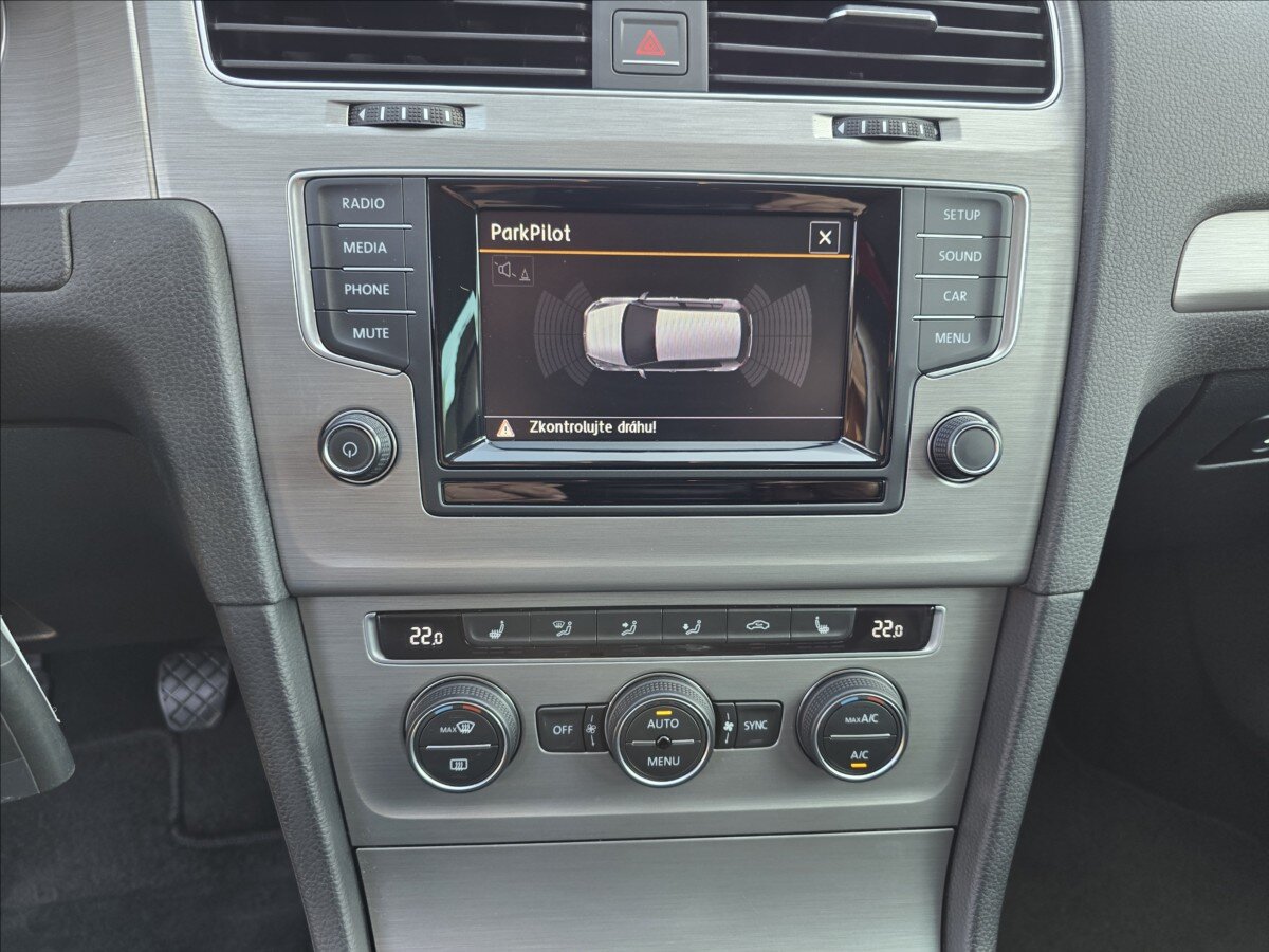 Volkswagen Golf Hatchback 1,2 l 63 kw