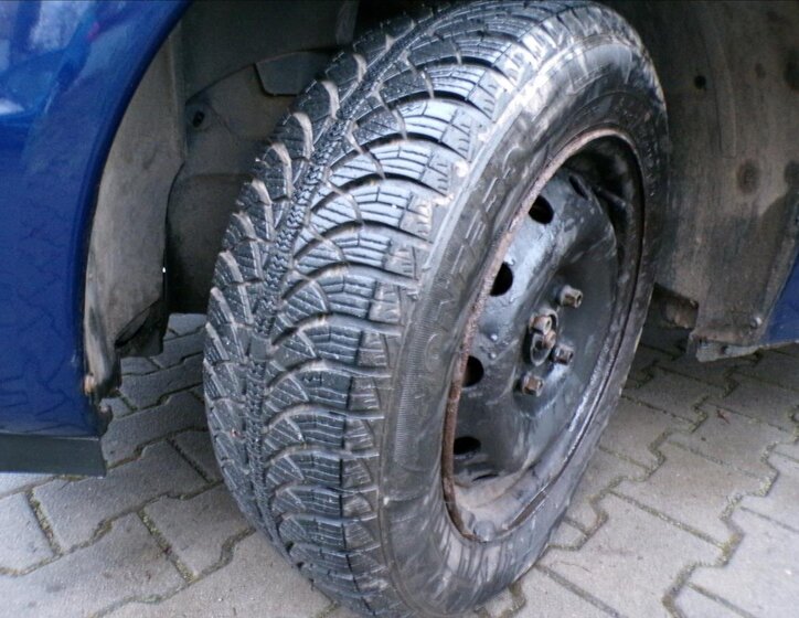 Dacia Logan Sedan / Limuzína 1,4 l 55 kw