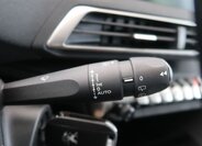 Peugeot 5008 SUV 1,2 l 96 kw